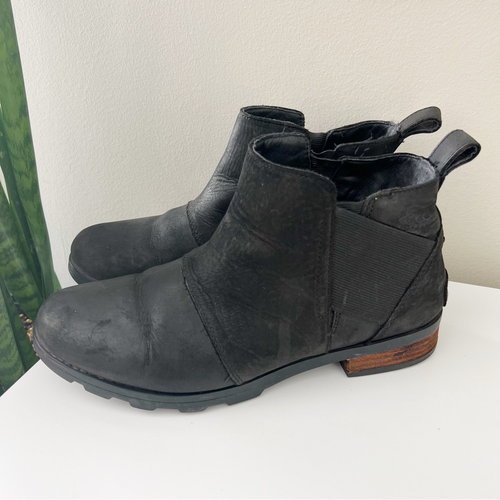 Sorel Emelie Chelsea Bootie Black Leather Waterproof Size 9.5 Womens